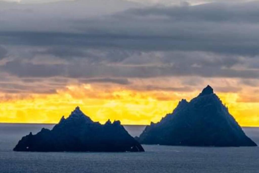 Skellig View Bluebell Rose & The Kerry Cliffs Apartment Portmagee ภายนอก รูปภาพ